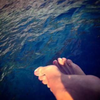 Veronica Maya feet photo thumbnail