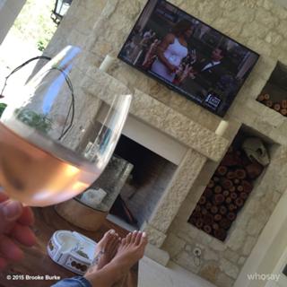 Brooke Burke feet photo thumbnail