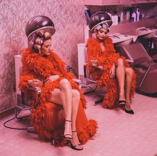 Ellie Goulding feet photo thumbnail