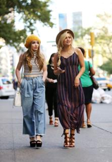 Olivia Holt feet photo thumbnail