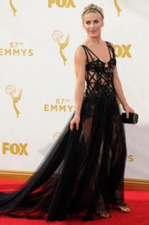 Julianne Hough feet photo thumbnail