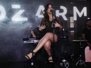 Anitta feet photo thumbnail