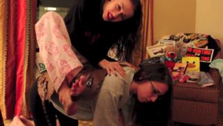 Colleen Ballinger feet photo thumbnail
