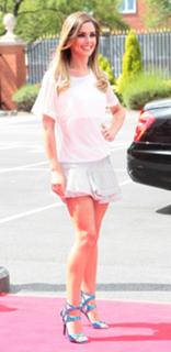 Cheryl feet photo thumbnail