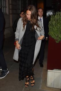 Alicia Vikander feet photo thumbnail
