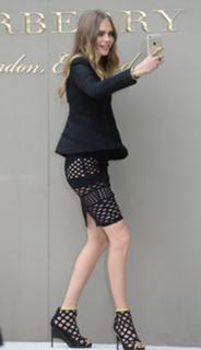 Cara Delevingne feet photo thumbnail