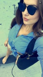 Amanda Cerny feet photo thumbnail
