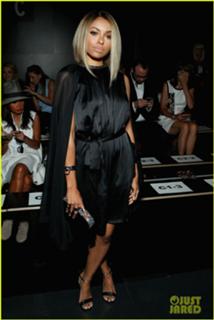 Kat Graham feet photo thumbnail
