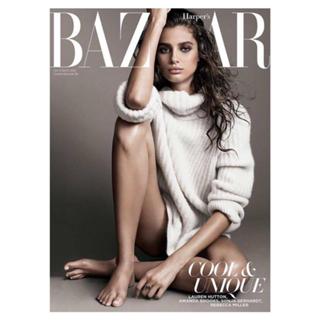Taylor Hill feet photo thumbnail