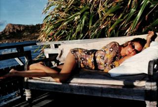 Bar Refaeli feet photo thumbnail