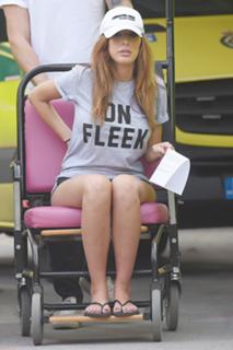 Farrah Laurel Abraham feet photo thumbnail