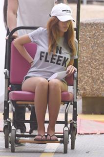 Farrah Laurel Abraham feet photo thumbnail