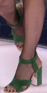 Katy Perry feet photo thumbnail