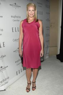 Chelsea Handler feet photo thumbnail