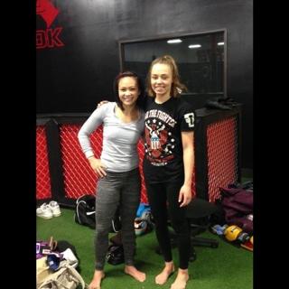 Michelle Waterson feet photo thumbnail