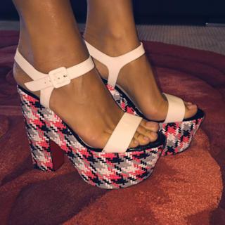 Amber Rose feet photo thumbnail