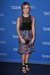 Sasha Alexander feet photo thumbnail