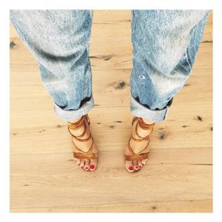 Ashley Madekwe feet photo thumbnail