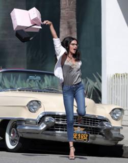 Adriana Lima feet photo thumbnail