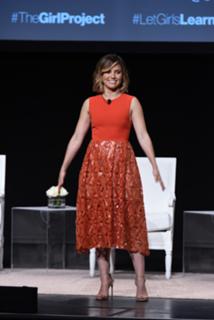 Sophia Bush feet photo thumbnail