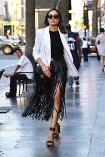Olivia Culpo feet photo thumbnail