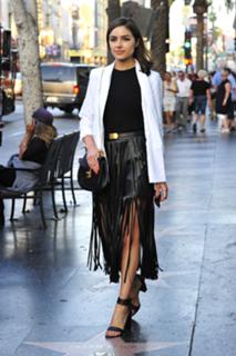 Olivia Culpo feet photo thumbnail