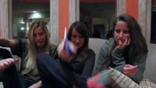 Justine Ezarik feet photo thumbnail