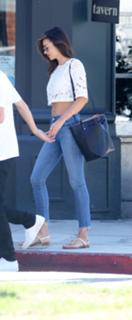 Miranda Kerr feet photo thumbnail