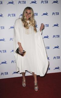 Kesha feet photo thumbnail