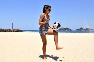 Thati Lopes feet photo 4