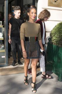 Jada Pinkett Smith feet photo thumbnail