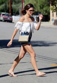 Jenna Dewan feet photo thumbnail