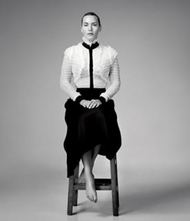 Kate Winslet feet photo thumbnail