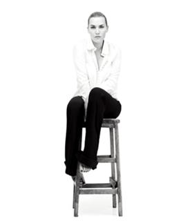 Kate Winslet feet photo thumbnail