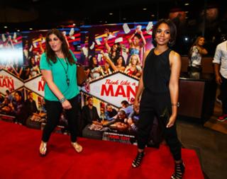 Regina Hall feet photo thumbnail