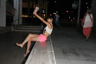 Bai Ling feet photo thumbnail