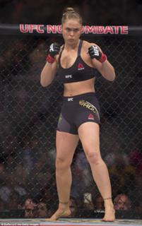 Ronda Rousey feet photo thumbnail