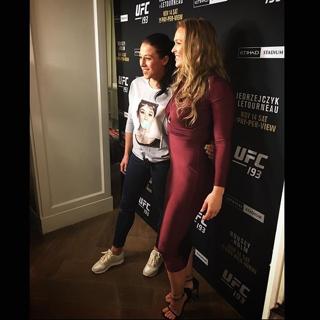 Ronda Rousey feet photo thumbnail