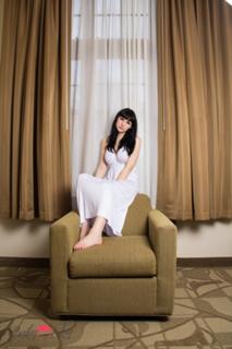 Bailey Jay feet photo thumbnail