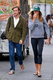 Kelly Bensimon feet photo thumbnail