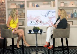 Joss Stone feet photo thumbnail