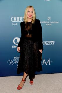 Molly Sims feet photo thumbnail