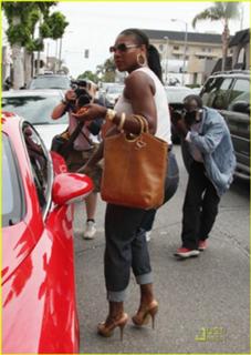 Serena Williams feet photo thumbnail