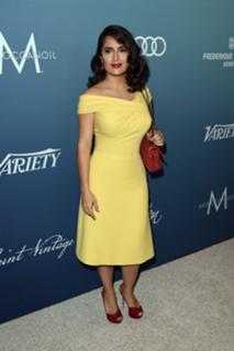 Salma Hayek feet photo thumbnail