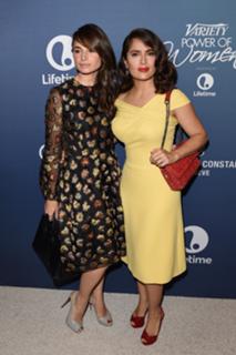 Salma Hayek feet photo thumbnail