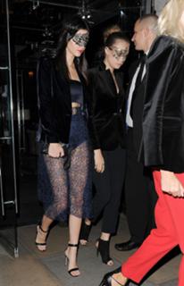Kendall Jenner feet photo thumbnail