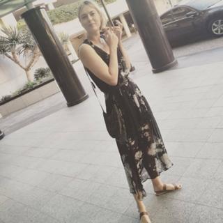 Maria Sharapova feet photo thumbnail
