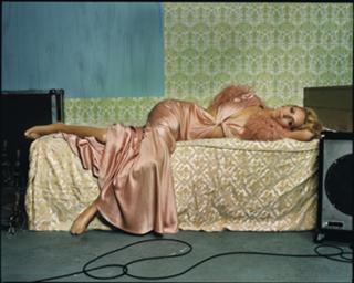 Uma Thurman feet photo thumbnail