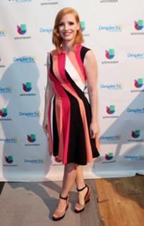 Jessica Chastain feet photo thumbnail