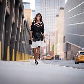 Jamie Chung feet photo thumbnail